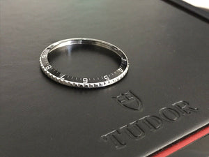 Original complete bezel for Tudor chronograph Ref. 79270-1